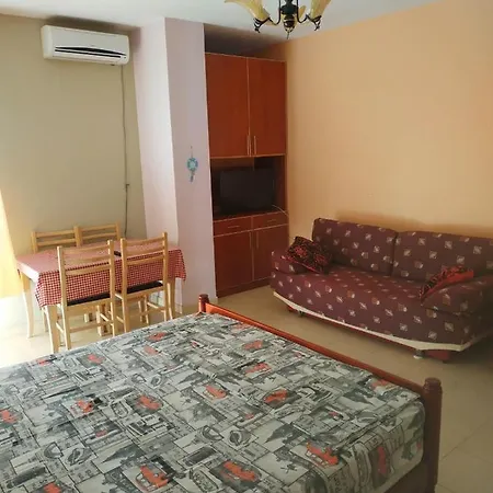 Hasani * Durrës